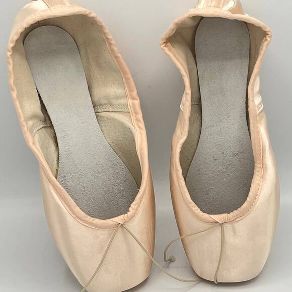 Suffolk Dance Silhouette Pink Pointe Ballet Shoes in Pink Size 7 XXXX N - Picture 7 of 7
